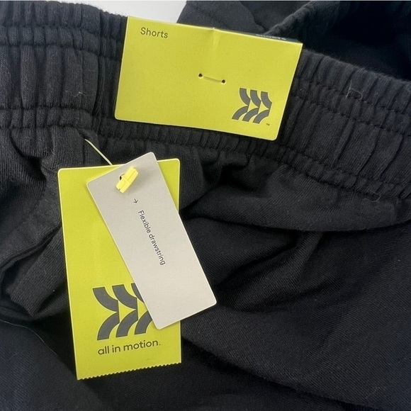 NWT all in motion Black Core Fabric Athletic Short Size Large 10/12) Girl’s - Picture 5 of 5